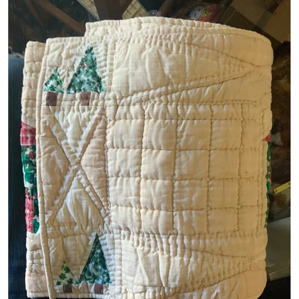 Unbranded Subtle Quilted Beige Christmas Motif Table Runner 58' long